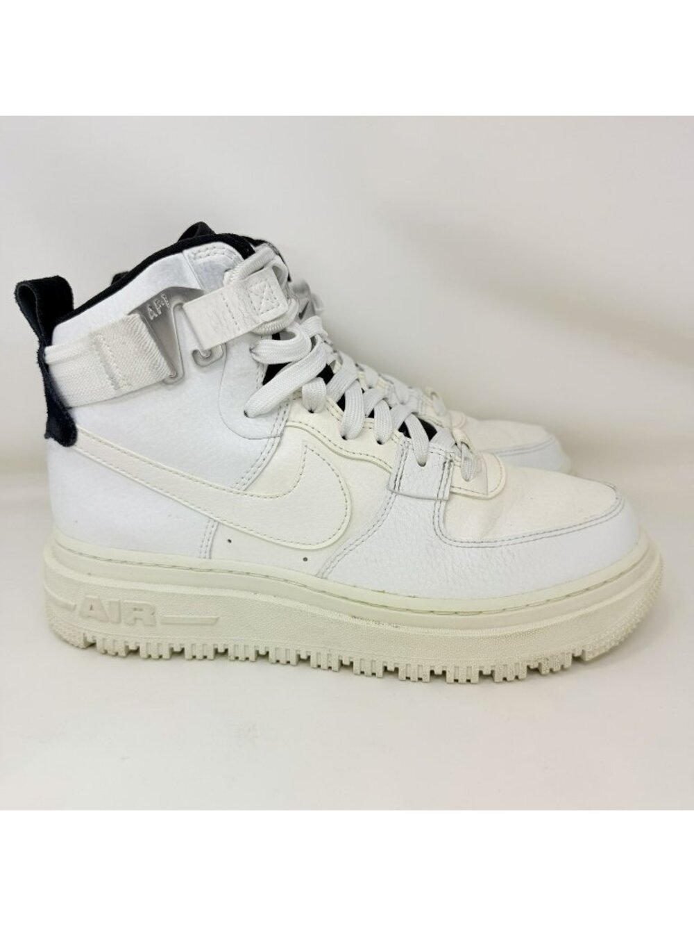 Nike Air Force 1 High Utility 2.0 Shoes Summit White Women’s Size 8